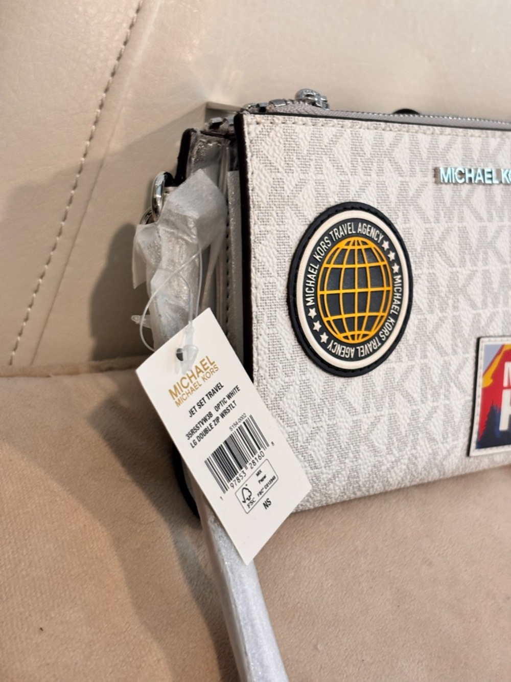 Michael Kors Jet Set Travel Large Embellished Signature Logo Wristlet NWT $278+ - Picture 6 of 14